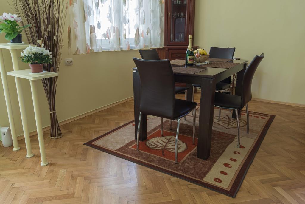 Sea Garden Plaza Apartment Burgas Room photo